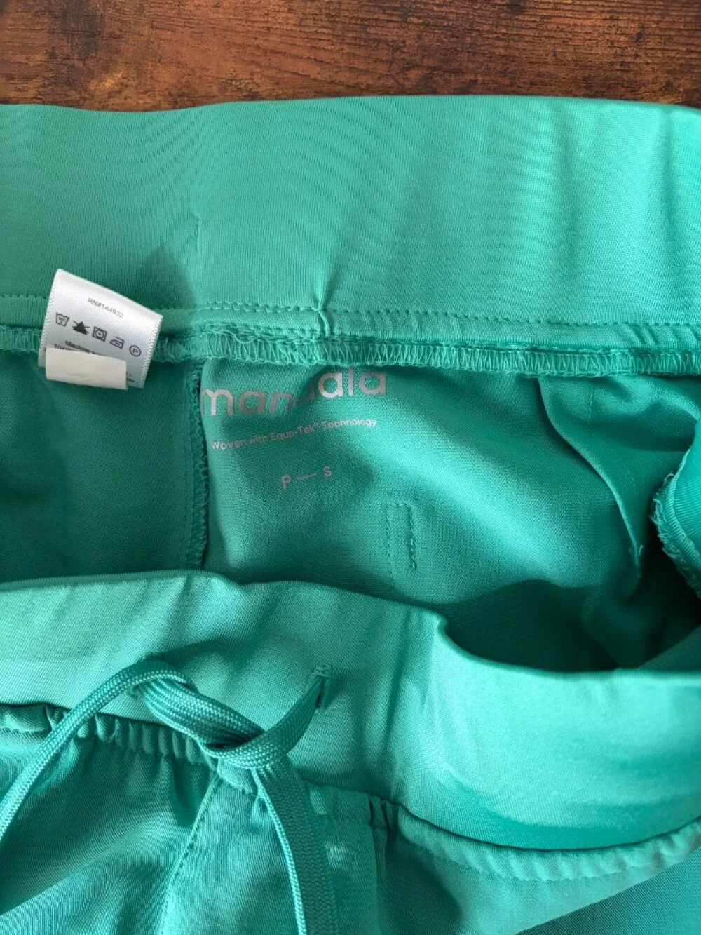 Mandala Scrubs - Picture 11 of 12